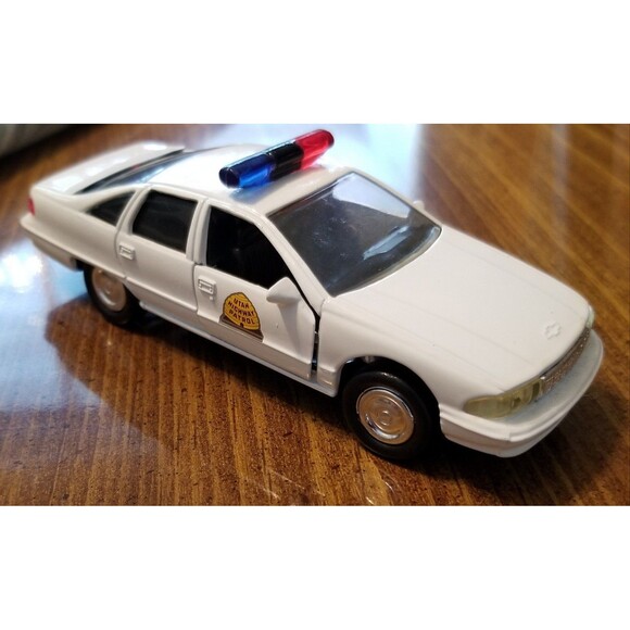 Utah Highway Patrol Road Champs die cast police car 1:43 scale - Picture 6 of 10